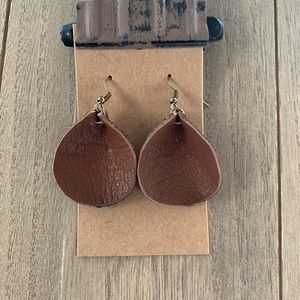 Leather earrings